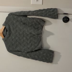 Moon & Madison Cropped bell sleeve sweater